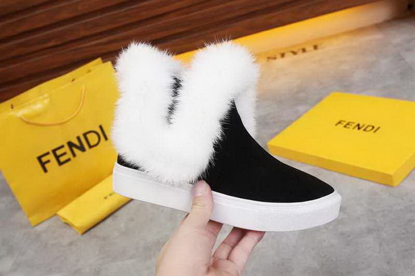 Fendi Snow Boots Women--005